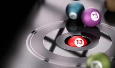 Betting options panel for Lightning Dice showing odds and payout details